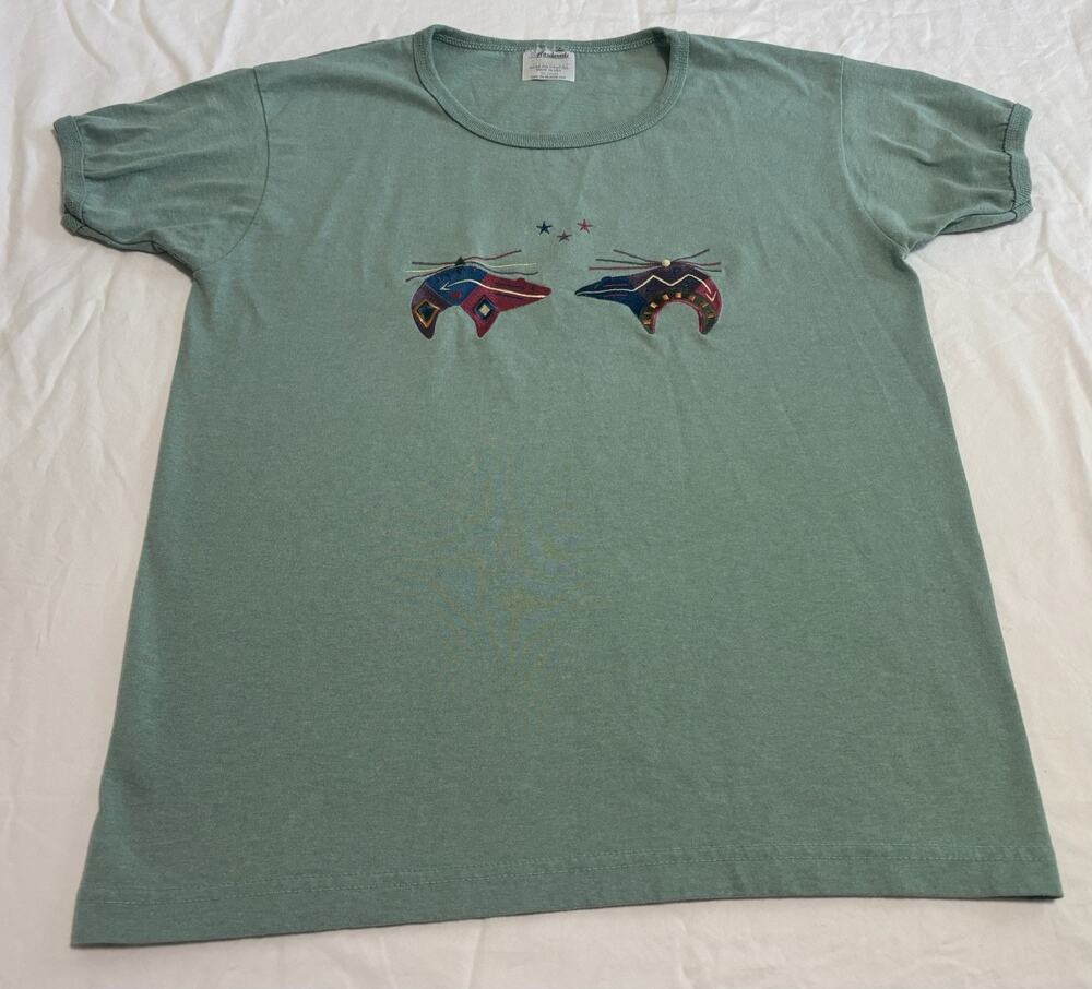 Vintage T-Shirt Embroidered Sea Foam Green 90’s VTG Hazelwoods Women’s Size M